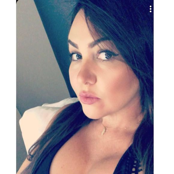 Meet your Posher, Maria - Picture 1 of 1